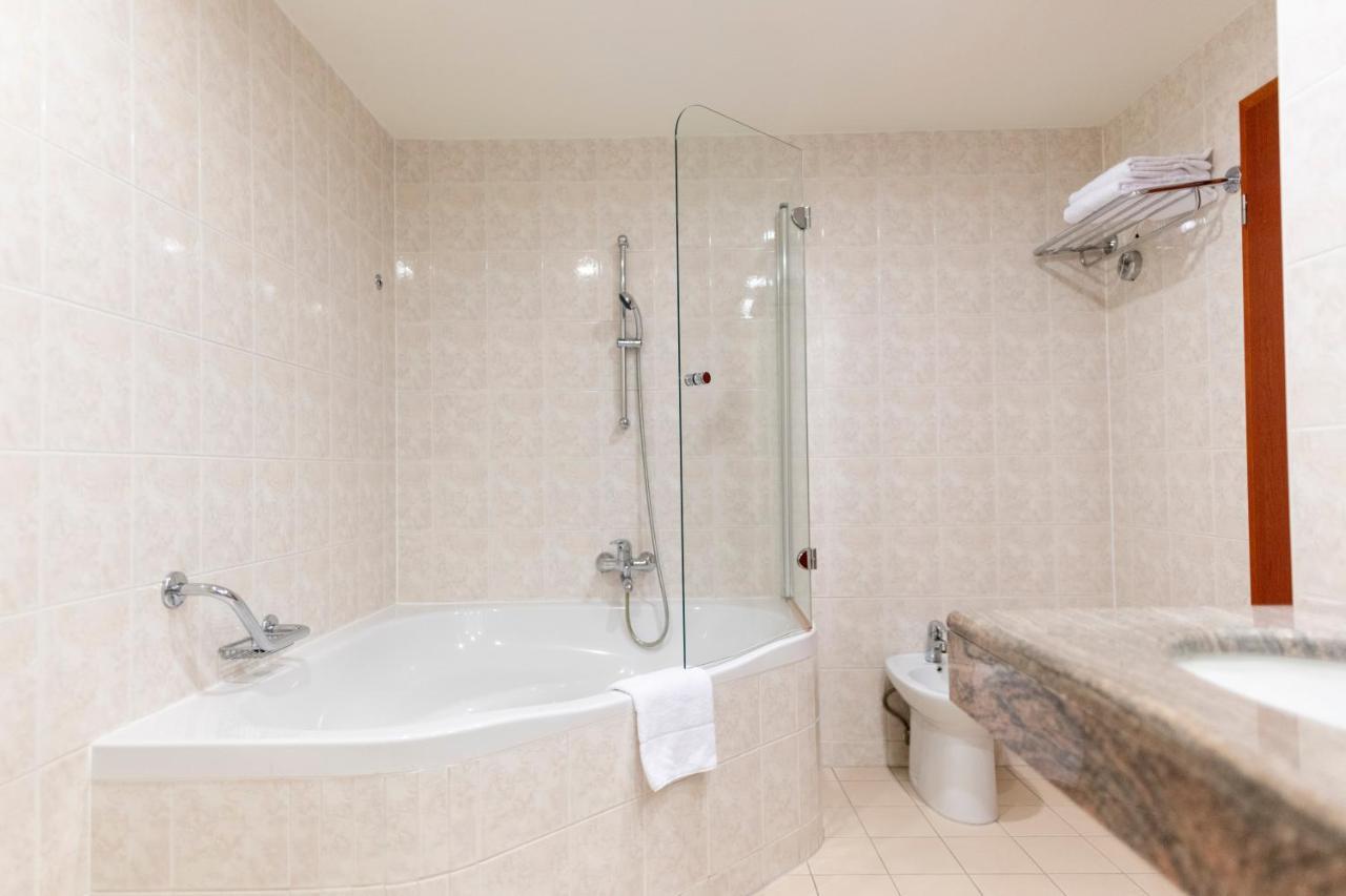 Hotel Toplice - Terme Catez Чатеж-об-Сави Экстерьер фото
