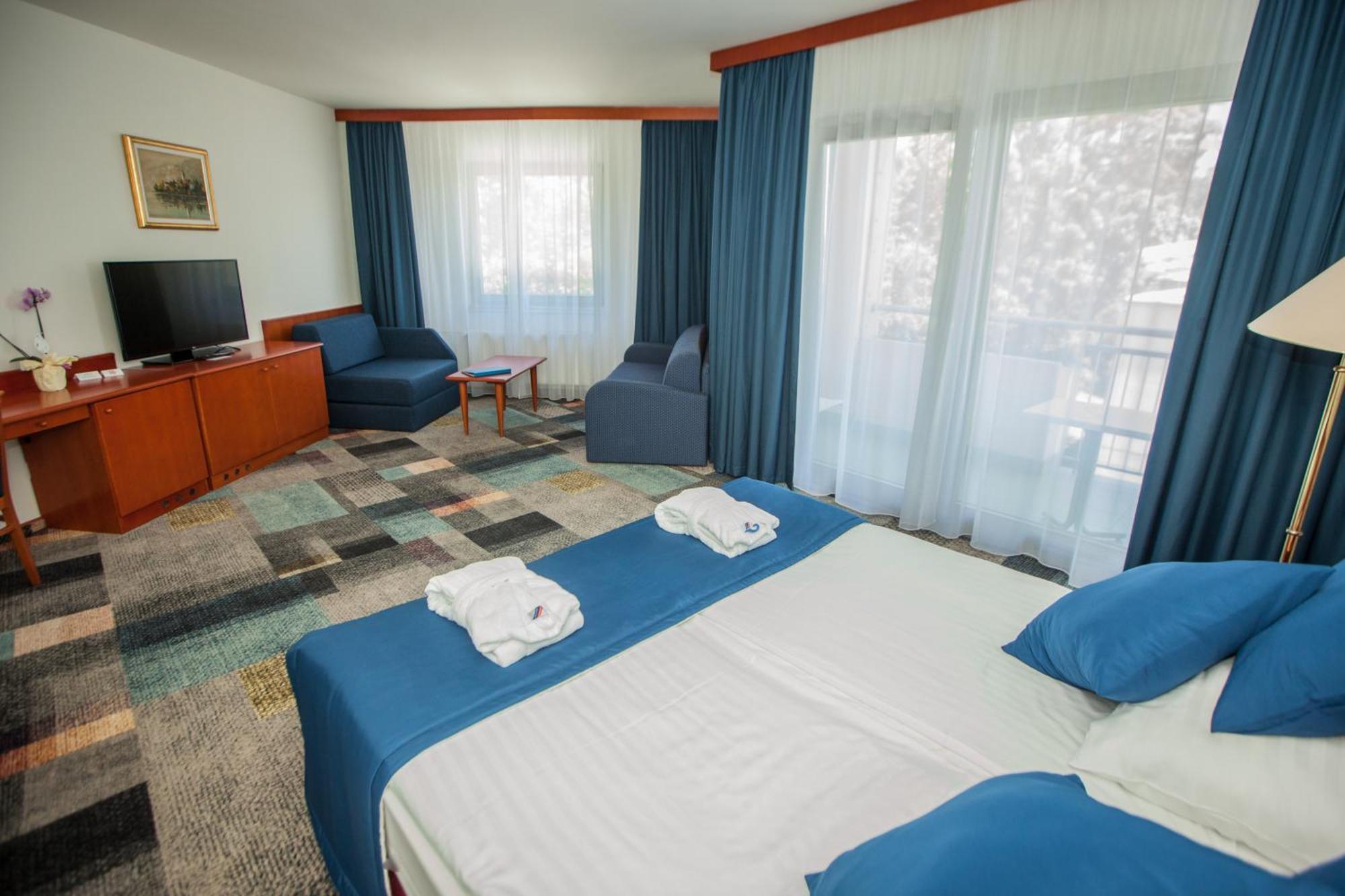 Hotel Toplice - Terme Catez Чатеж-об-Сави Экстерьер фото