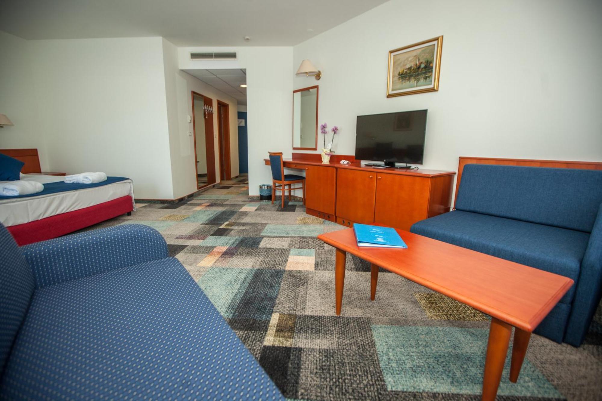 Hotel Toplice - Terme Catez Чатеж-об-Сави Экстерьер фото